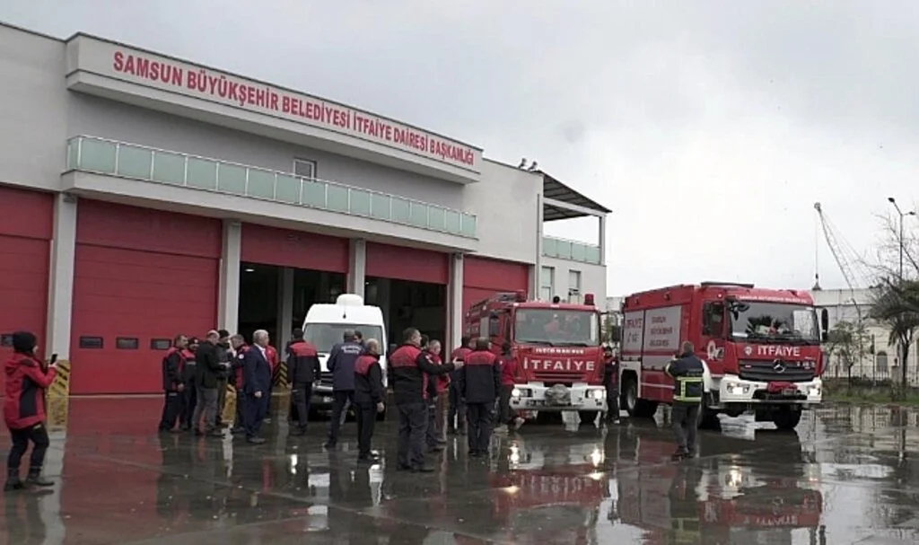 Samsun Büyükşehir’den Deprem Bölgesine Yardım