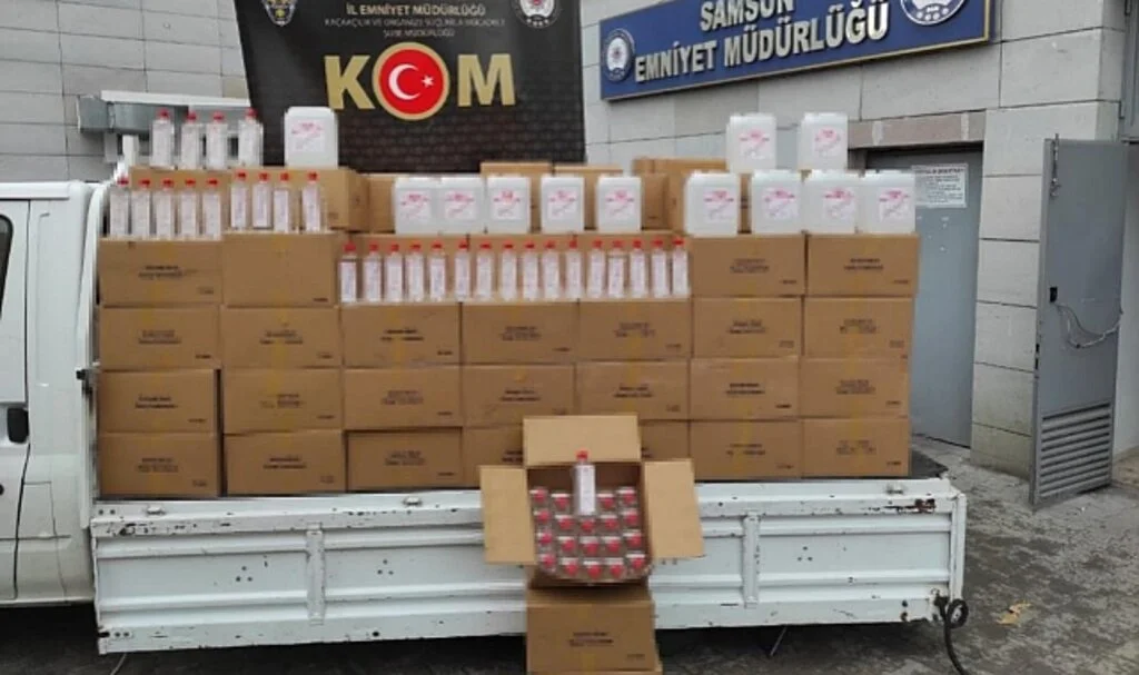 Samsun'da 4 Bin Litre Etil Alkol Ele Geçirildi
