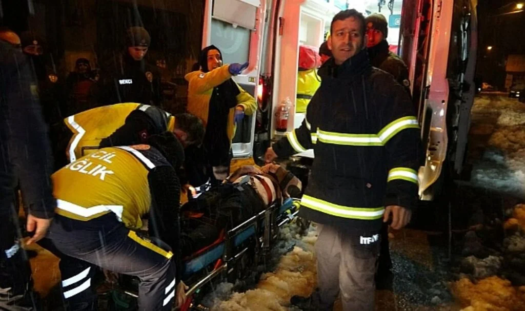 Samsun'da Anten Ayarlamak İçin Çıktığı Çatıdan düştü