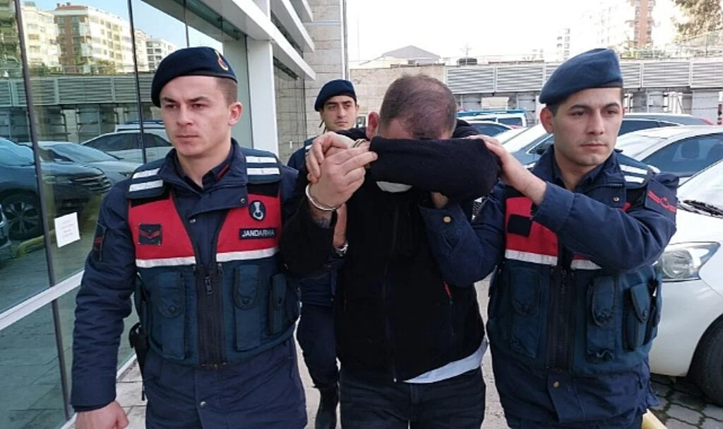 Samsun'da Ayakkabı Tabanında Ele Geçen Uyuşturucuyla İlgili Diğer Şüpheli de Tutuklandı
