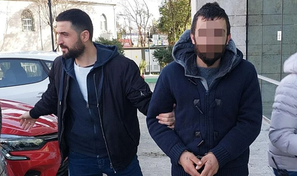 Samsun'da Evin Bahçesinden Demir Hırsızlığına Gözaltı