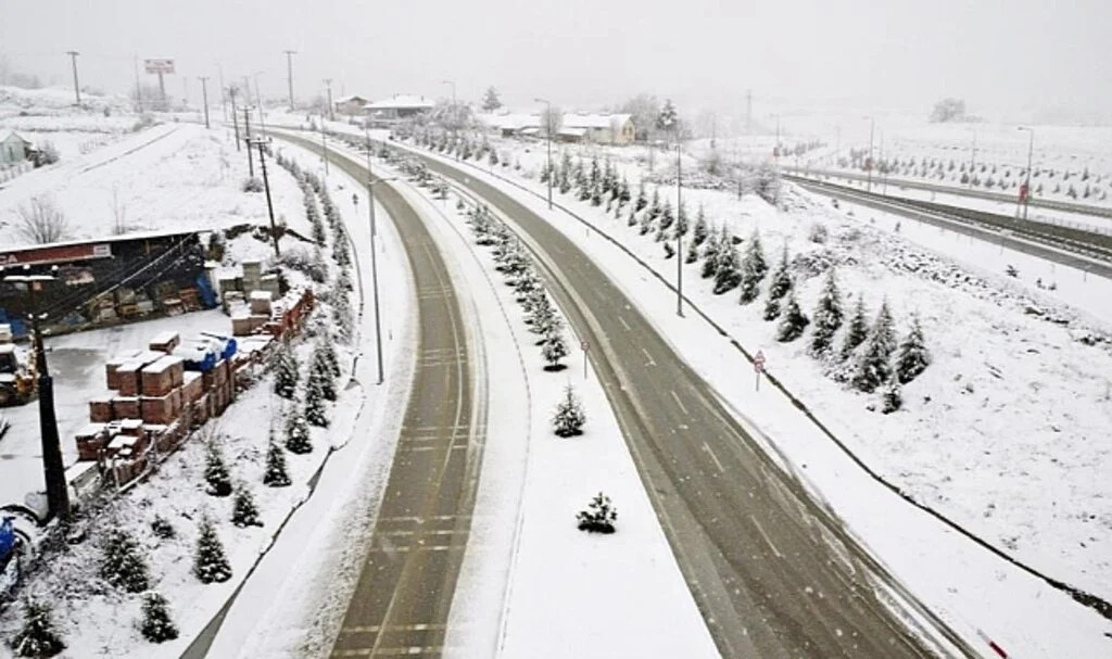 Samsun'da Kavak Beyaz Gelinliği Giydi