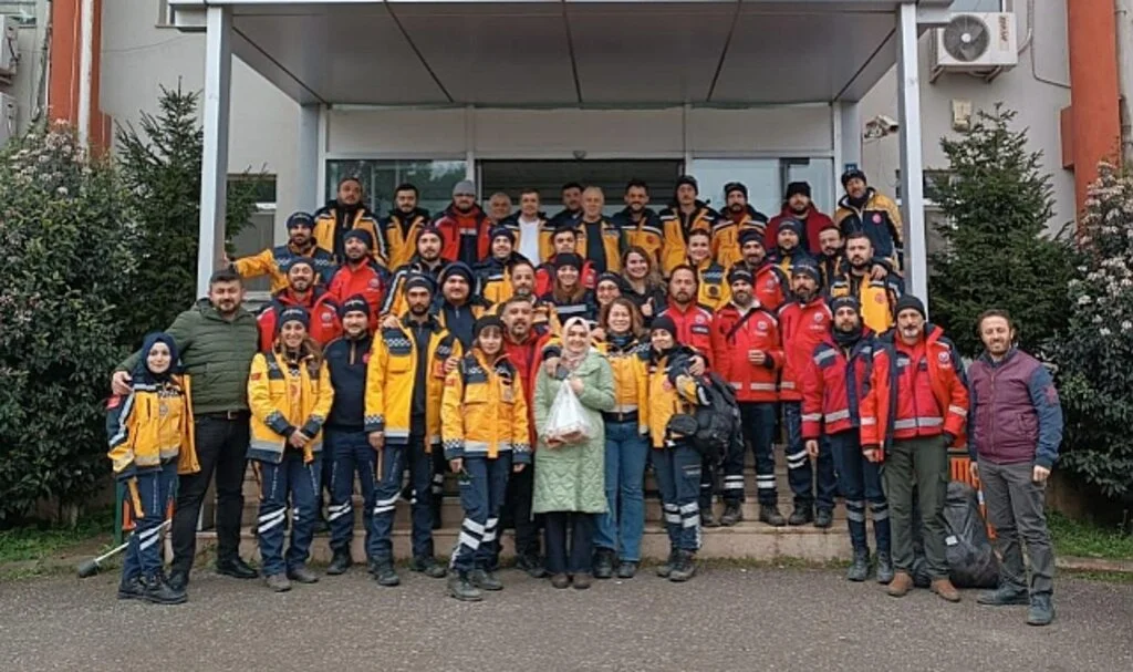 Samsun'dan Afet Bölgesine İlk Giden Sağlıkçıların Duygulandıran Hâtıraları