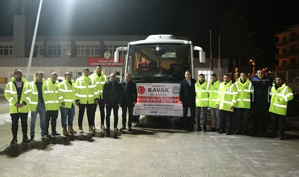 Samsun Kavak Belediye Başkanı İbrahim Sarıcaoğlu; 'Afetzedeler Asla Yalnız Değil'