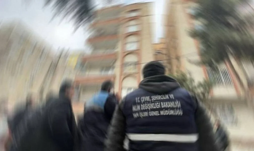 Şanlıurfa'da Hasar Tespit Çalışmalarına Müdahale Eden Muhtar Görevden Uzaklaştırıldı