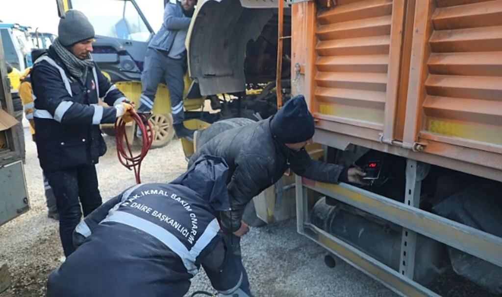 SBB Afet Bölgesine Yakıt Desteği Sağlıyor 