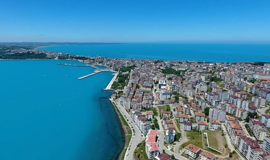 Sinop’ta 2022’de Bin 205 Kişi Evlendi, 457 Kişi Boşandı