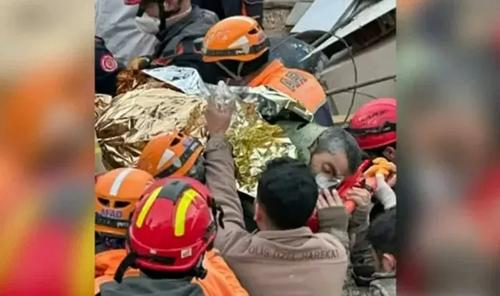 Son dakika: 278. Saat Mucizesi! Hatay'da Bir Kişi Enkazdan Sağ Olarak Çıkarıldı