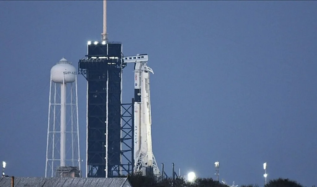 SpaceX, Uzaya Gönderilecek Roketteki Teknik Arıza Nedeniyle Fırlatmayı Durdurdu