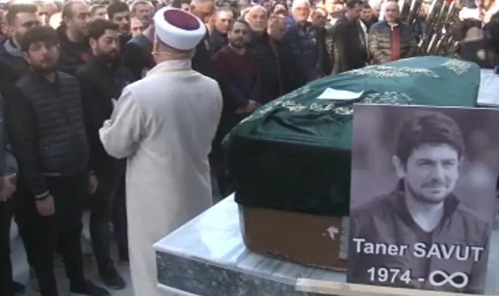 Taner Savut Toprağa Verildi