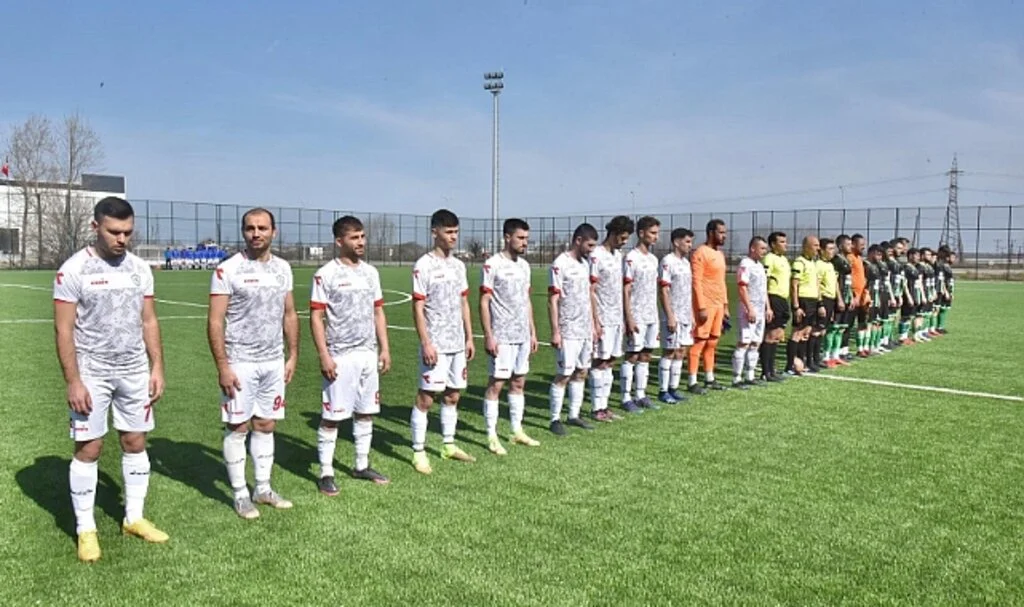 TEKKEKÖY GÜLE OYNAYA