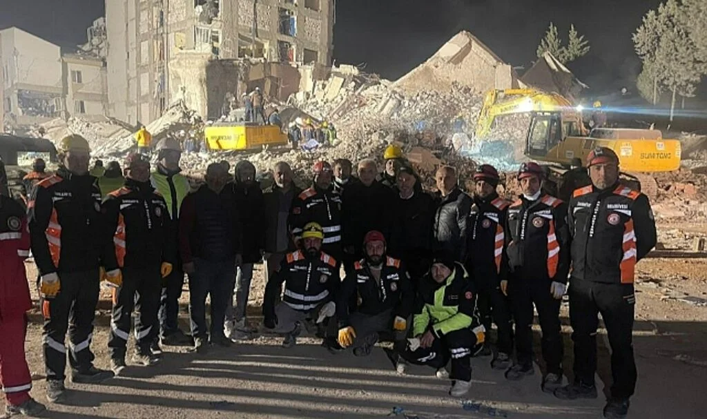 TFF Depremzedelere Seferber Oldu