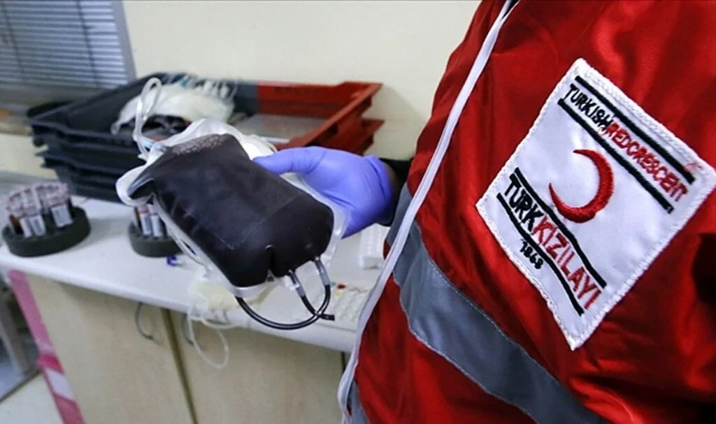 Türk Kızılay Genel Başkanı Kınık'tan Deprem Bölgesi İçin "Kan Bağışı" Çağrısı