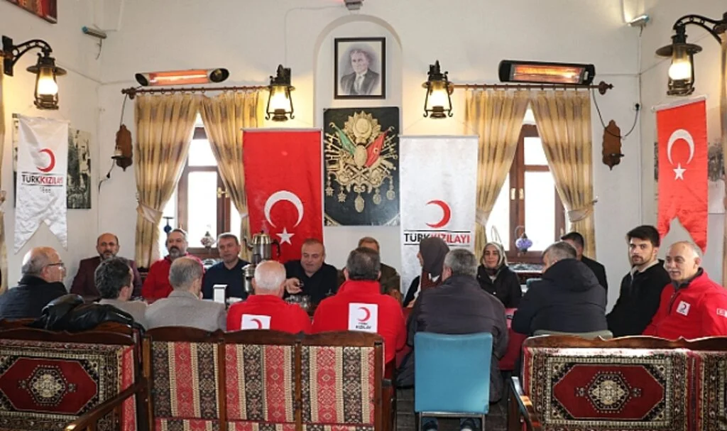 Türk Kızılayı Samsun Şube Başkanı Ahmet Muştu: 'Kızılay'a yapılan  destekler çok önemli'