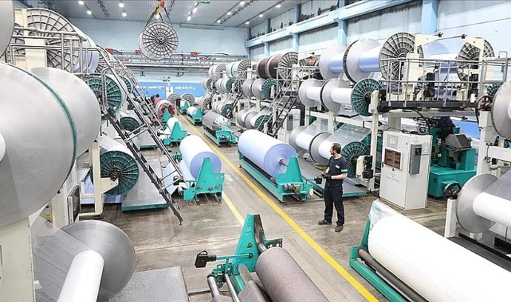 Uşaklı Sanayicilerden Deprem Bölgesine 1,5 Milyon Battaniye