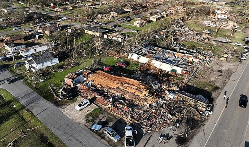 ABD'de Hortumlar Nedeniyle, Mississippi'de 25, Alabama'da 1 Kişi Hayatını Kaybetti