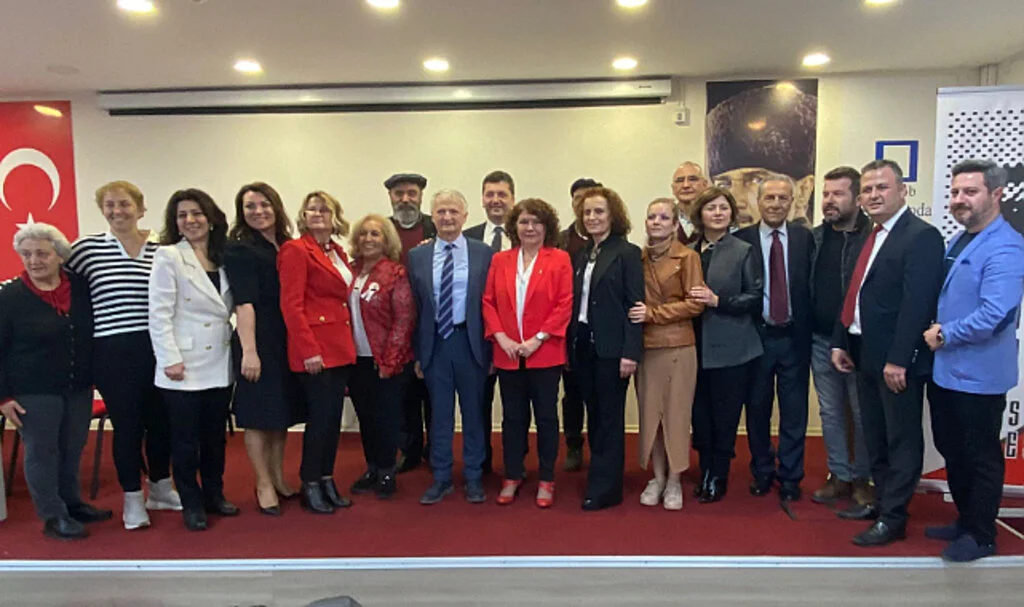 ADD'de bayrak değişimi