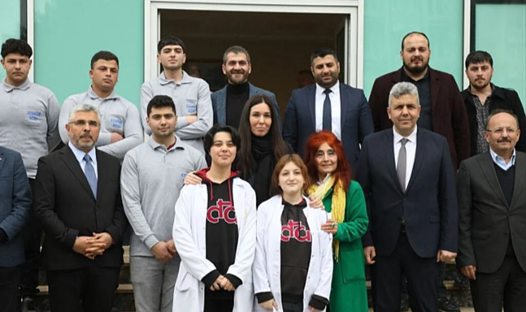AK Parti Genel Başkan Yardımcısı ve Samsun Milletvekili Çiğdem Karaaslan: 'Asrın Dayanışma  Örneği Sergileniyor'