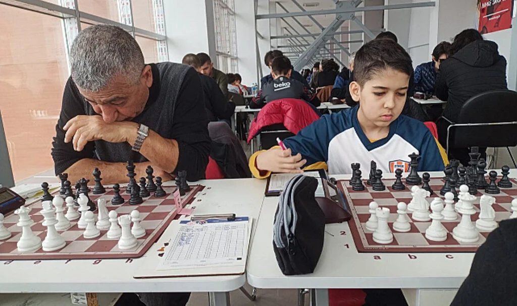 Atakum'lu Sporcular Satrançta Farkını Gösterdi