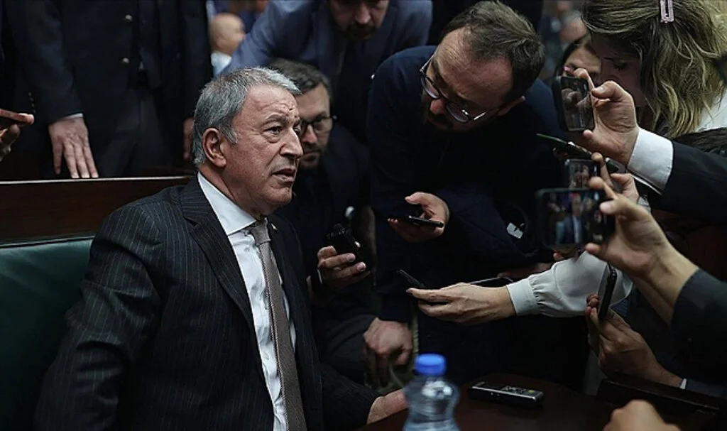 Bakan Akar'dan Açıklamalar