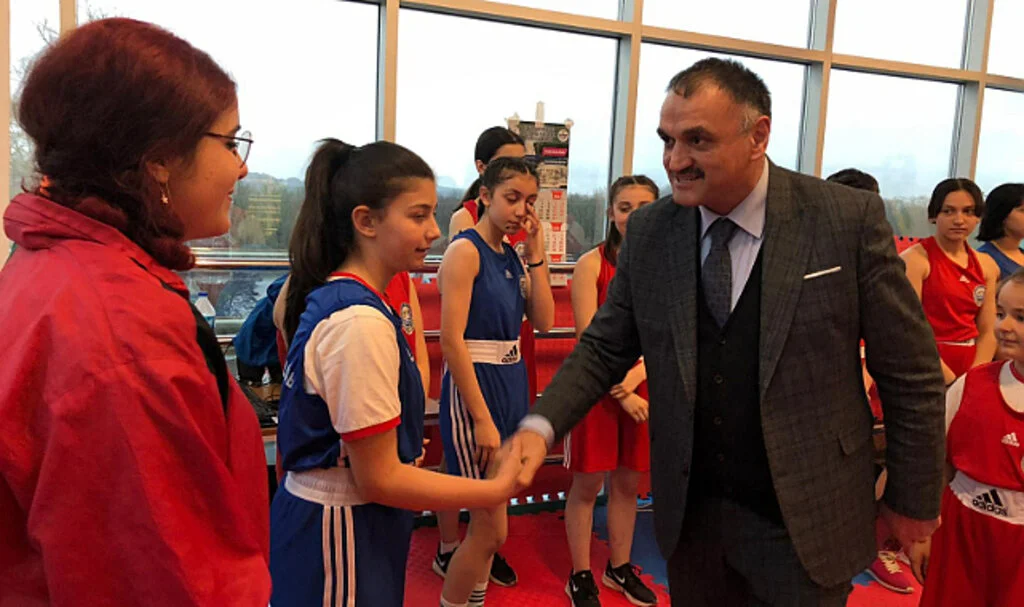 Başkan Akgül'den Boksörlere Tam Destek