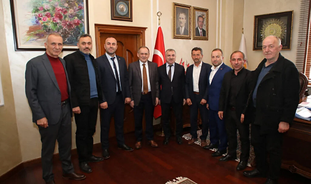 Başkan Özdemir'den İş Birliği Ziyareti 