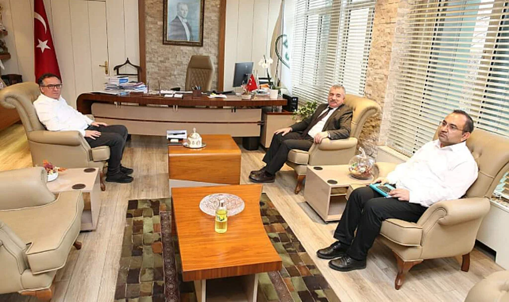 Başkan Özdemir'den İş Birliği Ziyareti 