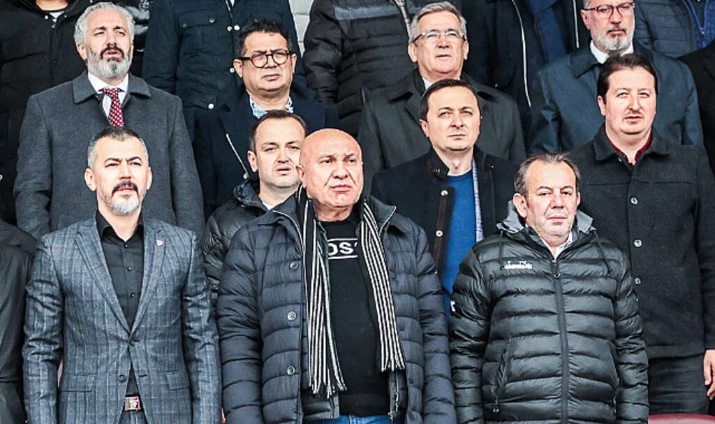 Başkan Yalnız Bırakmadı