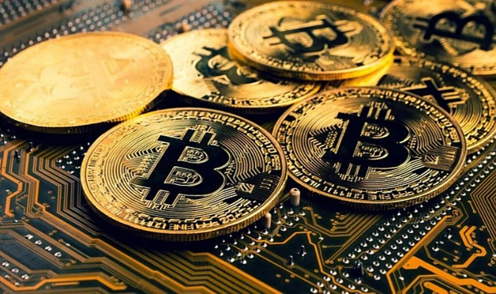 Bitcoin Powell Sonrası Tutunmaya Çalışıyor