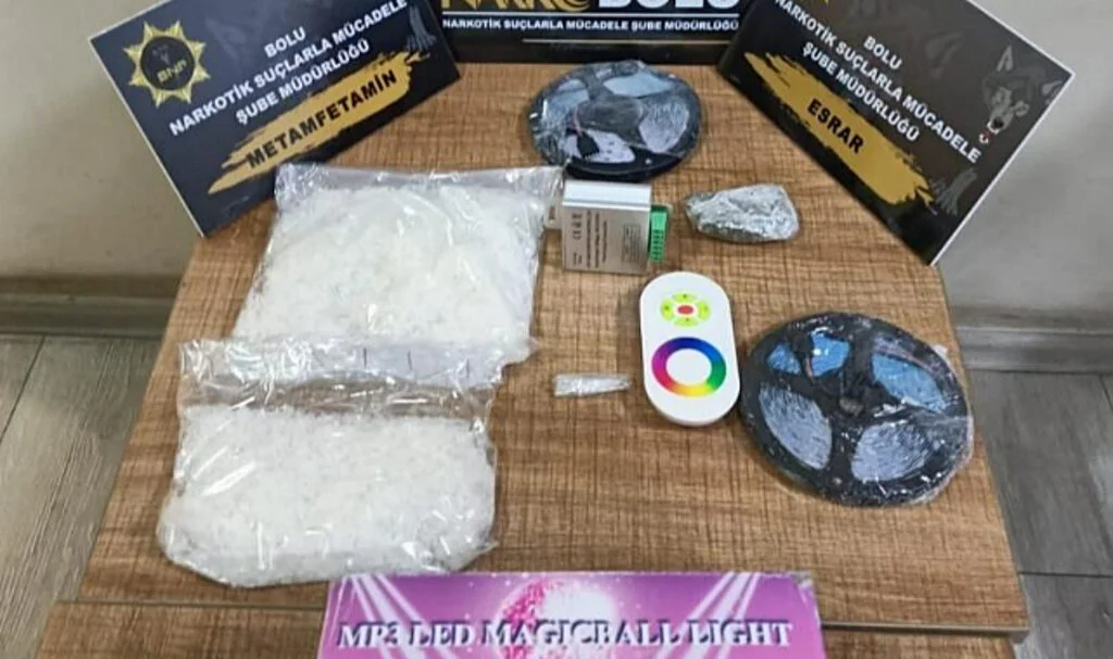 Bolu’da Yolcu Otobüsüne Operasyon: 2 Şahıs Tutuklandı