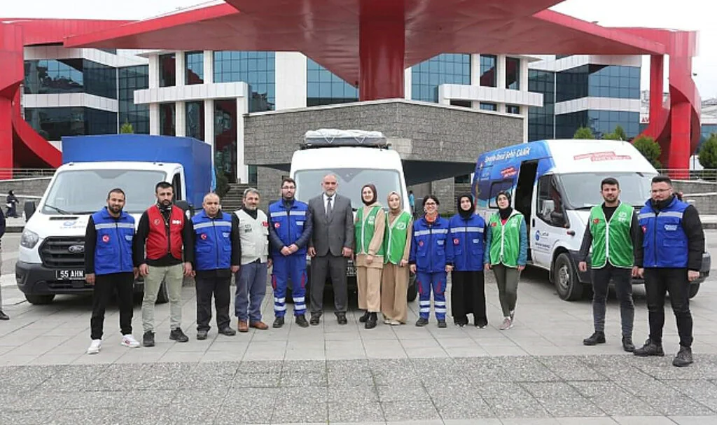 Canik Deprem Bölgesinde İftar ve Sahur Yemeği Verecek 