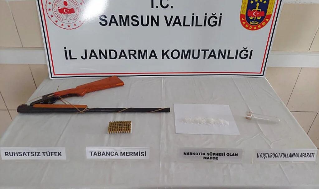 Çarşamba'da Uyuşturucu Operasyonunda 13 Adreste Arama Yapıldı