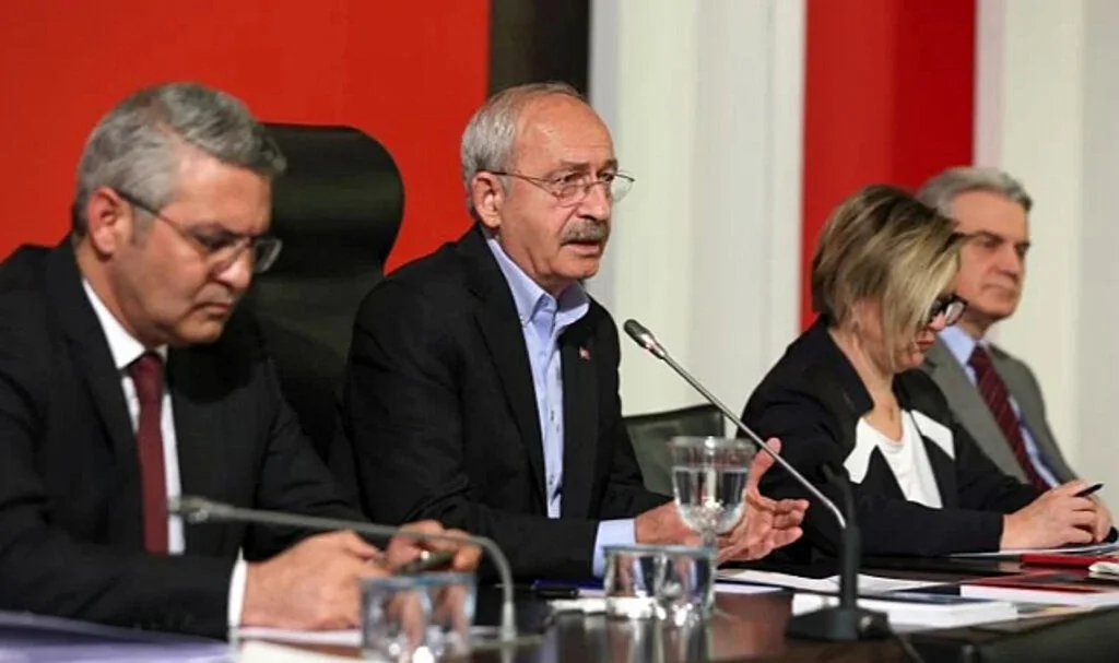CHP'de Parti Meclisi Toplandı, Kılıçdaroğlu Başkanlık Etti