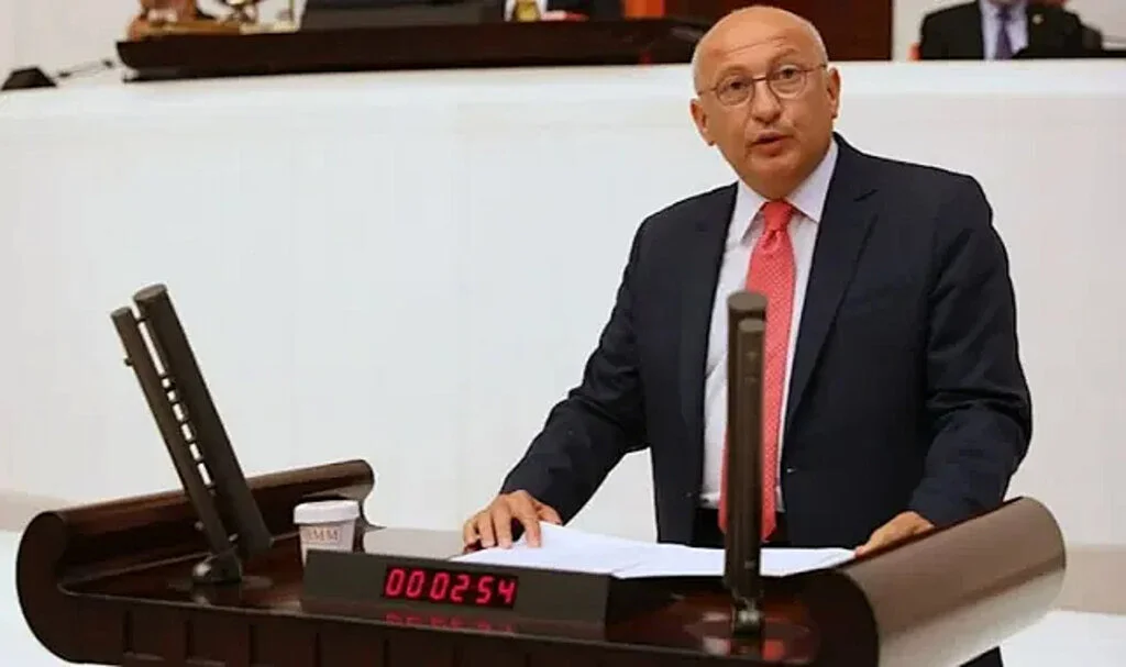 CHP Eskişehir Milletvekili Utku Çakırözer, ‘Depremzedelerin 10 Bin Liralık Deprem Yardımı Nerede?’