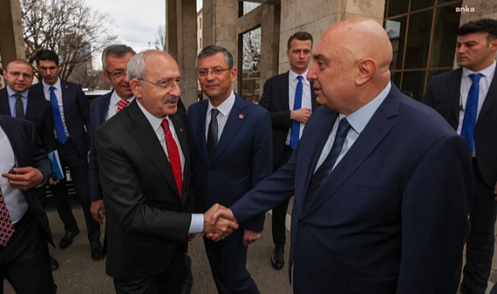 Chp Grubu, Millet İttifakı'nın Cumhurbaşkanı Adayı Kılıçdaroğlu'nu TBMM Girişinde Karşıladı