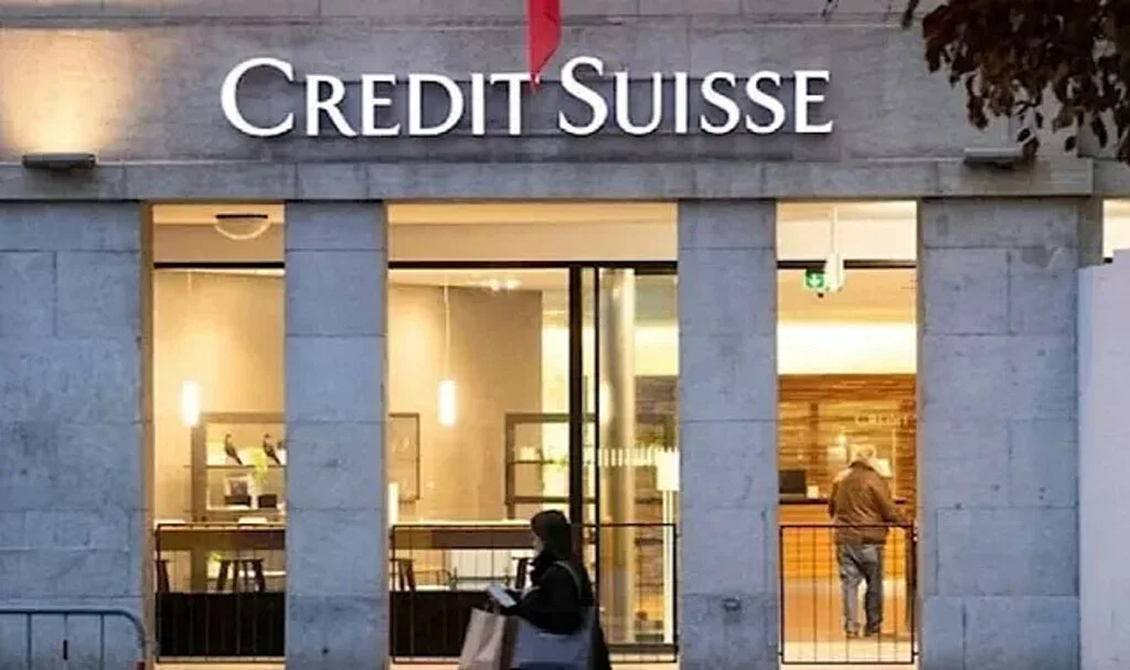 Credit Suisse’in Hisseleri Tarihi Dip Seviyeye Geriledi