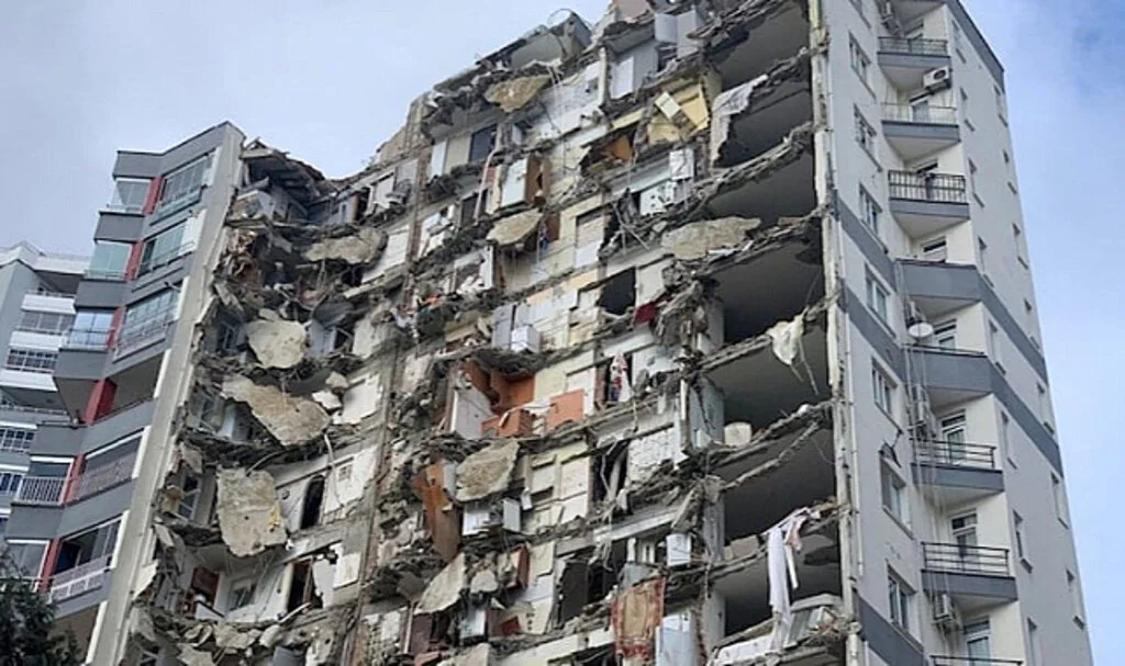 Depremde Yıkılan Mete Apartmanı’nın İnşaat Mühendisi: Kusurum Yok