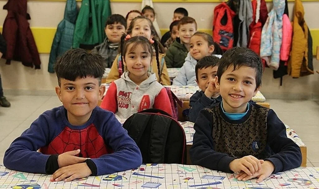 Depremden Etkilenen Üç İlde Eğitim Öğretim Yeniden Başladı