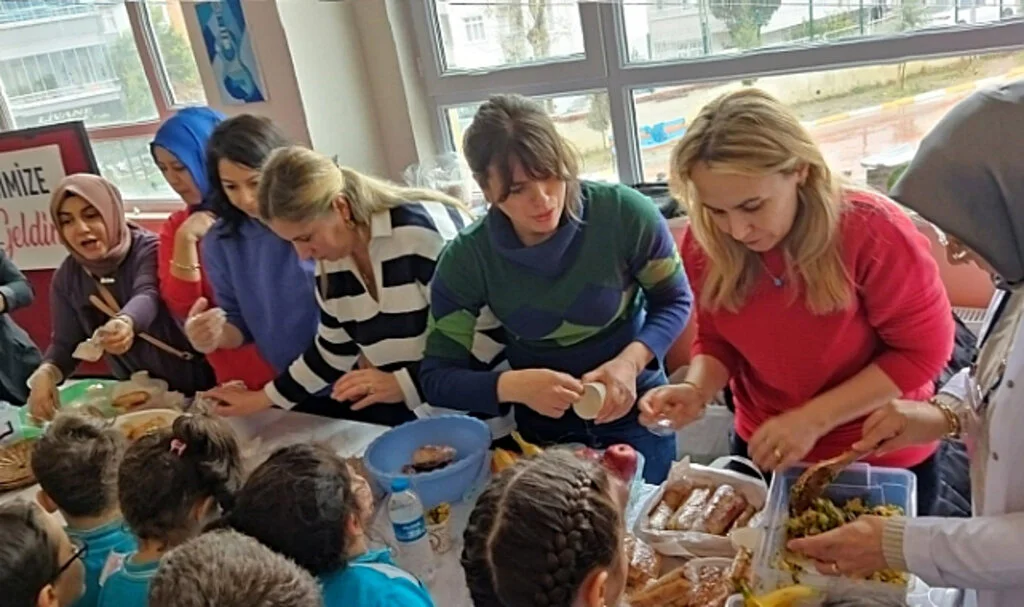 Depremzedeler İçin Seferber Oldular 