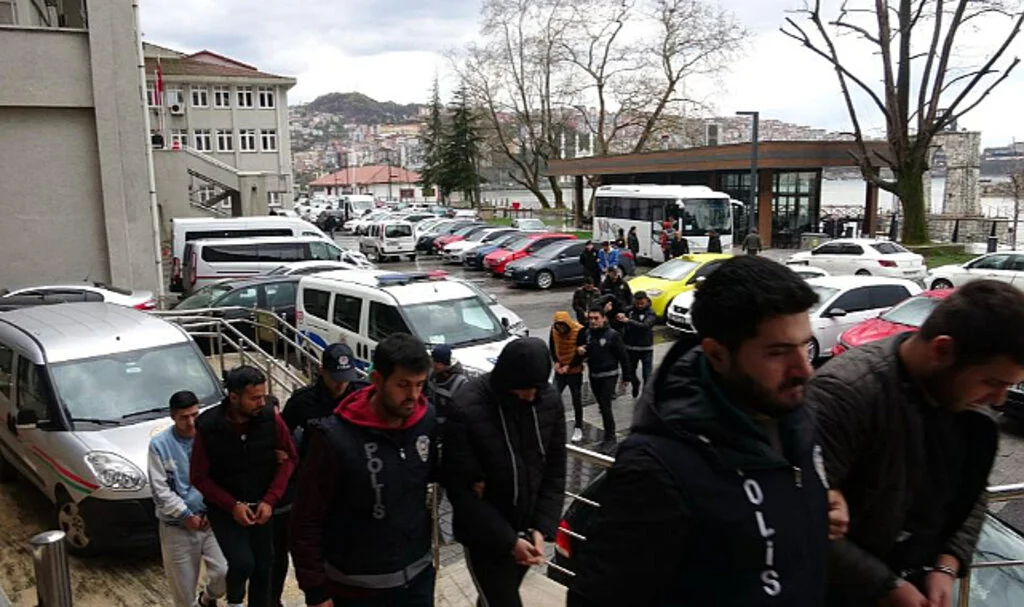Dolandırıcıların Yöntemi Pes Dedirtti, WhatsApp'tan Yazışarak... 
