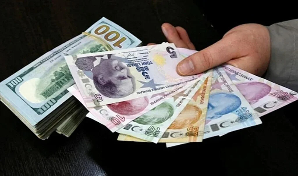 Dolar Gece Saatlerinde Sert Dalgalandı