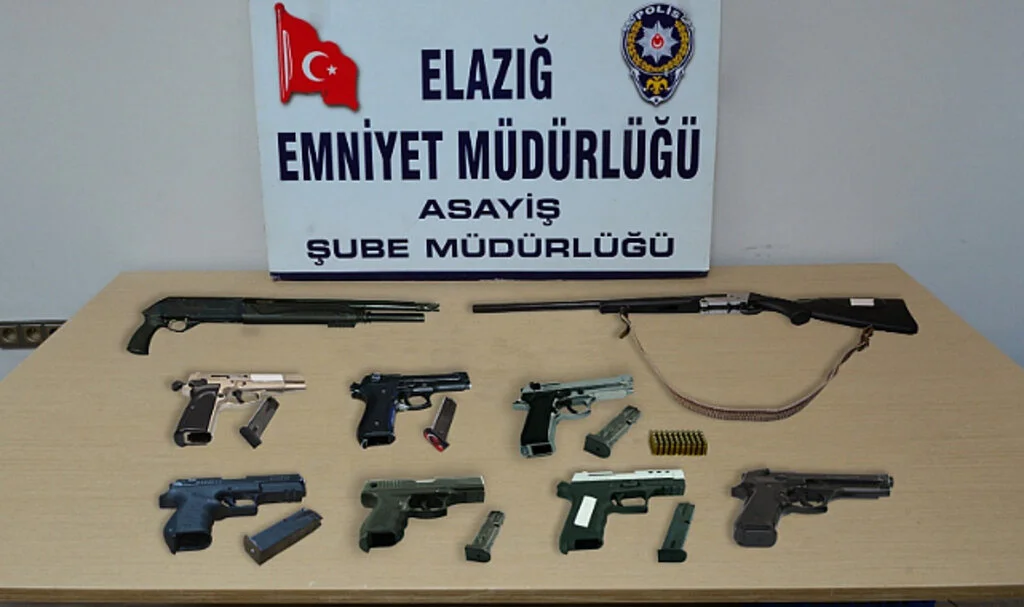 Elazığ’da Asayiş ve Şok Uygulaması: 24 Şüpheli Tutuklandı