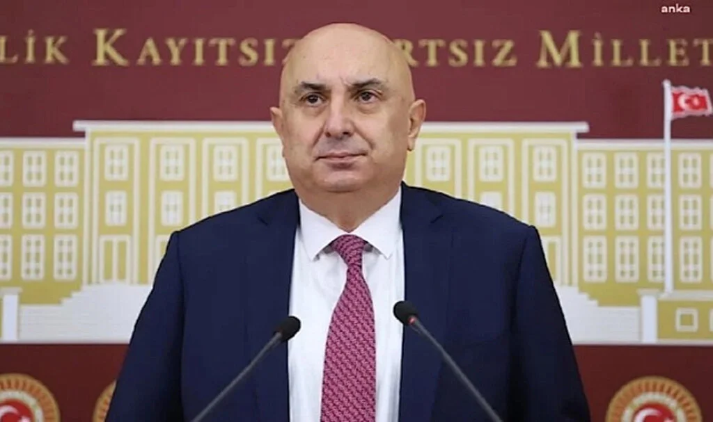 Engin Özkoç: ‘Helallik İstedik’ Dediniz, Milleti Tehdit Ettiniz