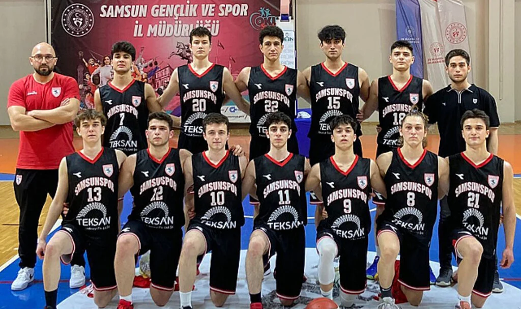 Genç Basketbolcular Yarı Finalde
