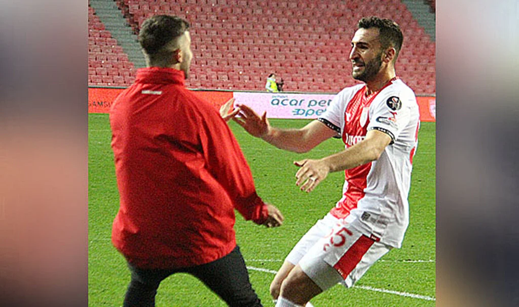 Golü Atan Ona Koştu