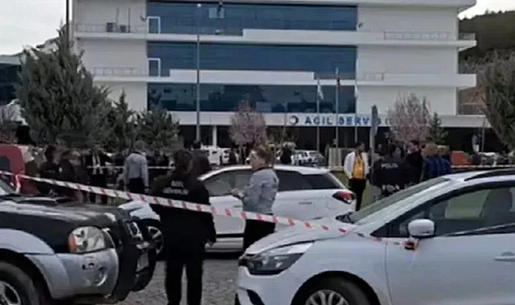 Hastane Otoparkında Başında Poşetle Ölü Bulundu