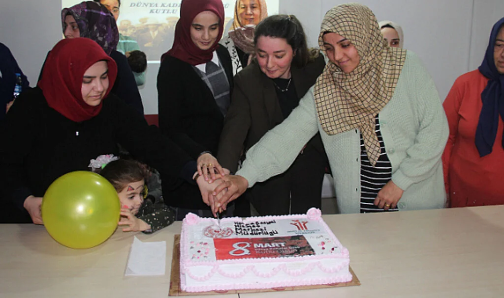 Havza'da Afetzede Kadınlara Çok Özel Program 