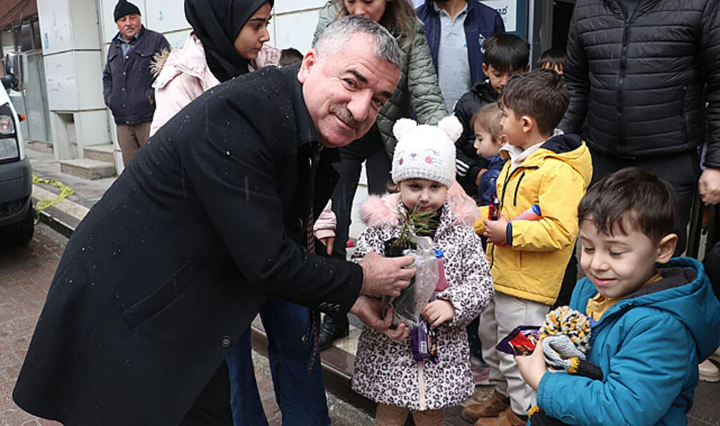 Havza'da Tiyatro ile Çocuklara Orman Sevgisi Aşılanıyor
