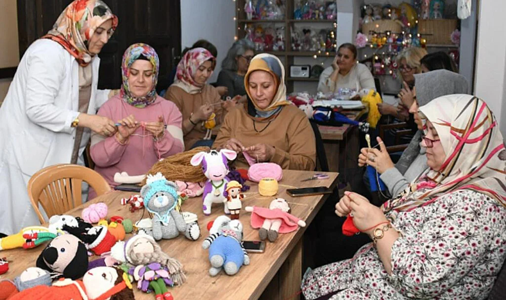 Hem Öğrenip Hem Kazanıyorlar