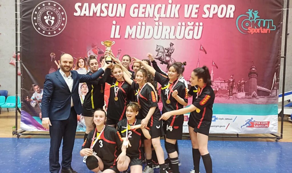 Hentbol Yıldızlarda Şampiyonlar Belirlendi